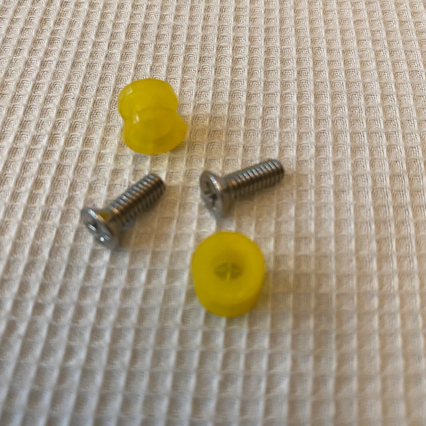 10/10 Single Piece Dyed Rail Buttons