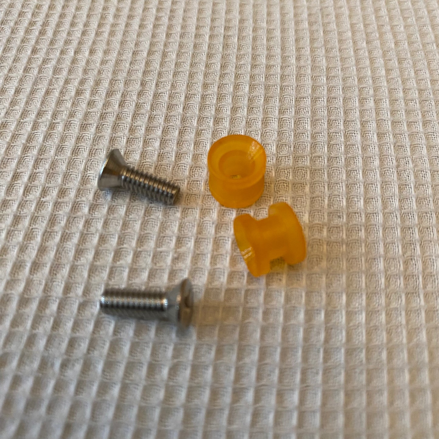 10/10 Single Piece Dyed Rail Buttons