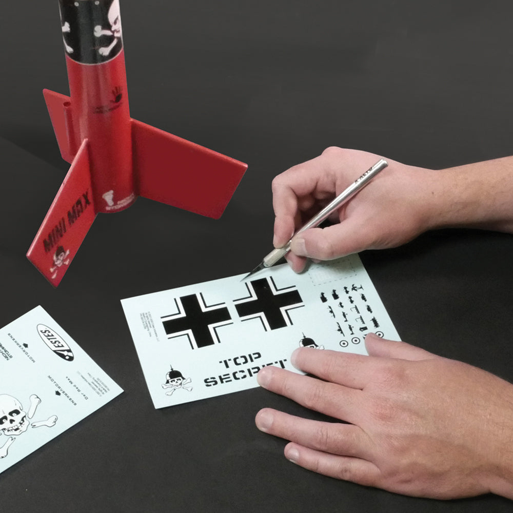 0651 Estes Der Red Max - Skill Level 2