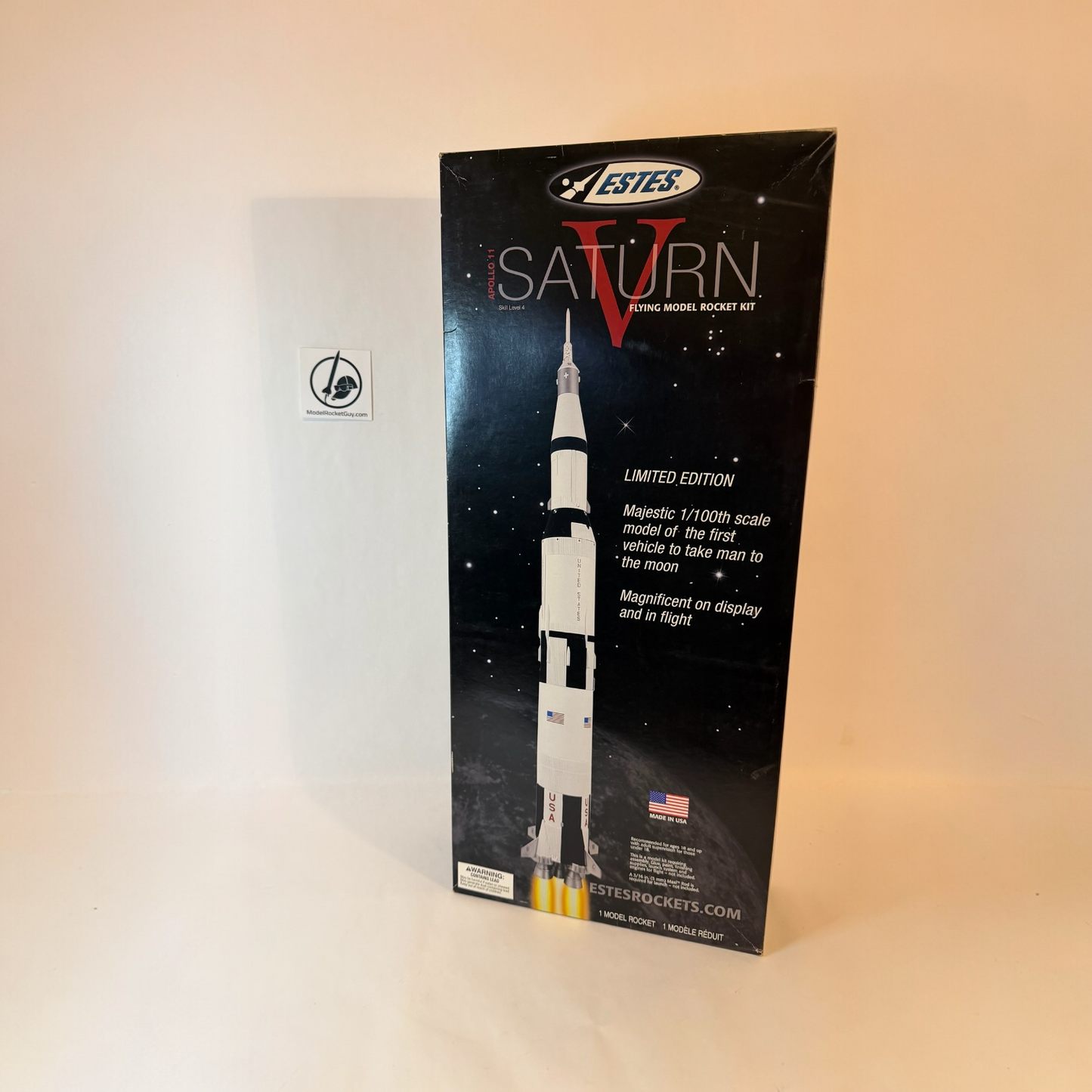 2157 Estes Saturn V - June 2016 Release - OOP
